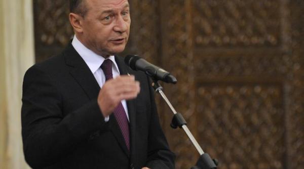 basescu legea dedicata rosiei montane un act de lasitate nu exclud sa convoc referendum pe aceasta tema