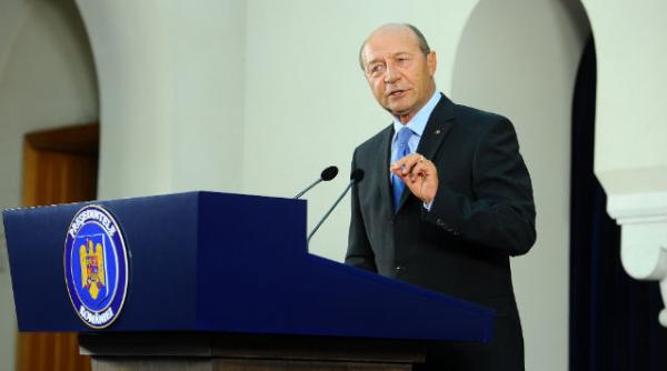 basescu eutanasiere caini