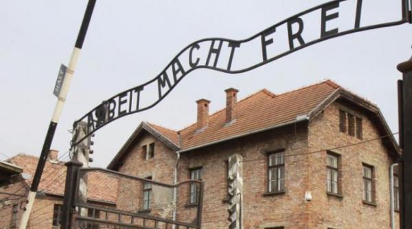 justitia germana ancheteaza 30 de presupusi gardieni de la auschwitz