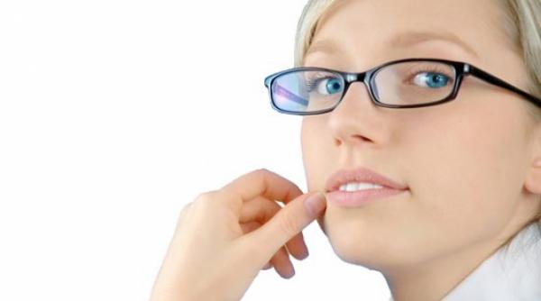 semne care iti arata ca ai nevoie de ochelari de vedere ce recomanda specialistul
