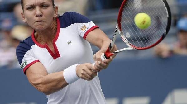 simona halep eliminata de flavia pennetta dupa 5 ore de pauza din cauza ploii
