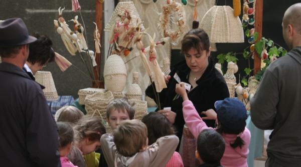 targ pentru copii la muzeul taranului