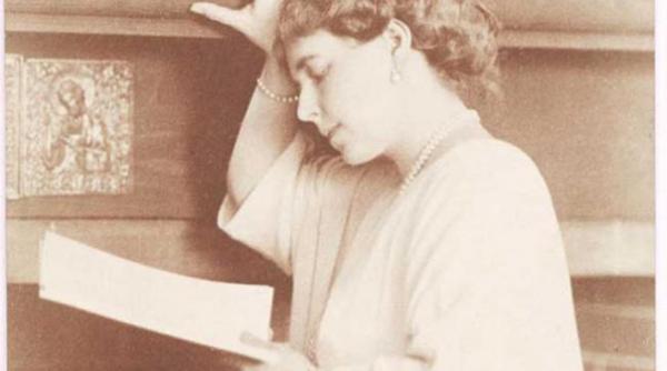 viata reginei maria intr o expozitie de exceptie