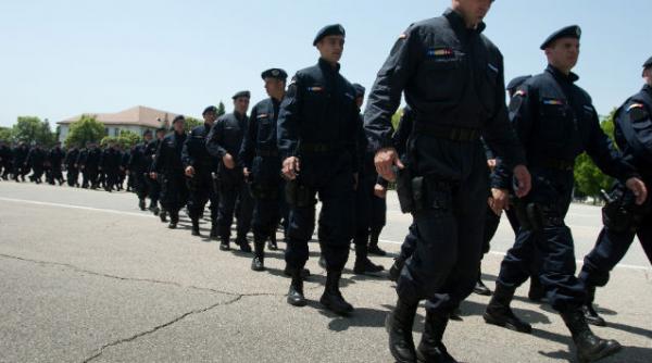 49 000 de suporteri romani si 3 000 maghiari participa la meciul de fotbal romania ungaria