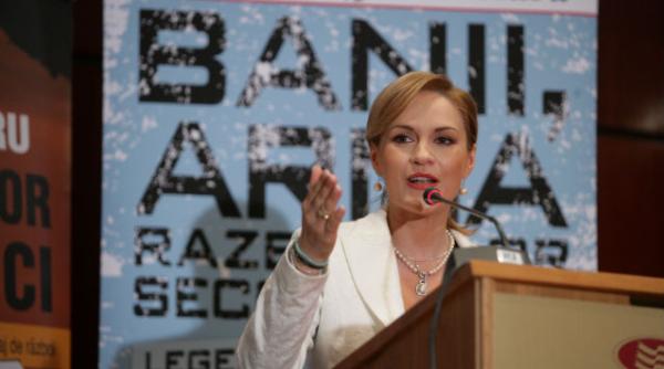 gabriela firea singura alternativa la eutanasierea cainilor comunitari este adoptia definitiva