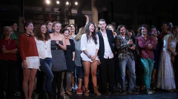 hopul spectaculos al galei tanarului actor