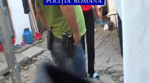 barbatul suspectat ca a violat o jurnalista in zona lacului floreasca a fost arestat pentru 29 de zile imagini de la capturarea barbatului video