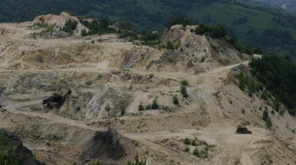 cum a renuntat statul roman la dreptul de exploatare a aurului in rosia montana