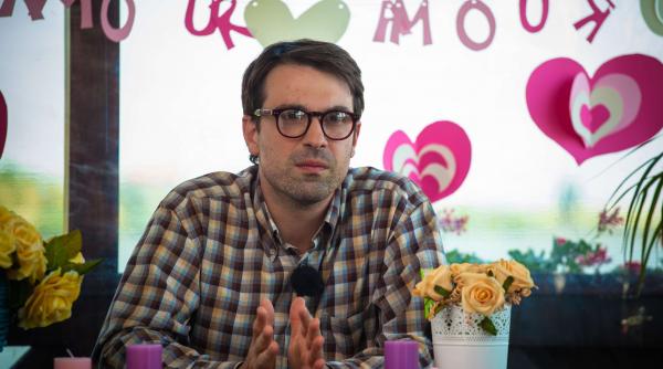 alexandru papadopol prefer un proiect cu buget mic facut cu prietenii unuia greoi plictisitor dar facut cu bani multi