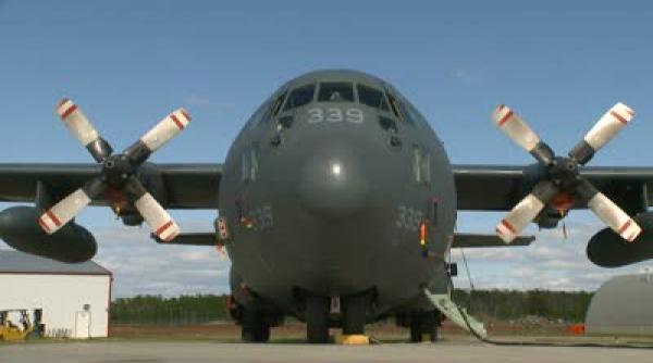 avionul cu militarii romani deceda i in afganistan a aterizat la baza 90 otopeni