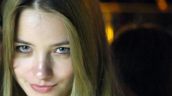 un fotomodel din rusia a recurs la un gest incredibil de plictiseala video