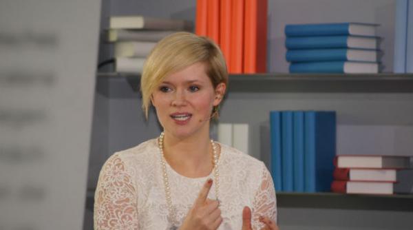 cecilia ahern vizita romania