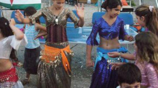 europa pune la bataie 700 000 de euro pentru a favoriza accesul romilor la locuri de munca educatie si sanatate