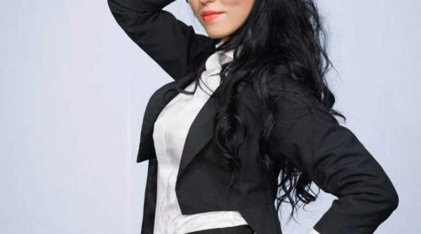 mama ne ocrotise ca o ciobanita plina de grija eveline pauna aduce romania frumoasa la tvr2