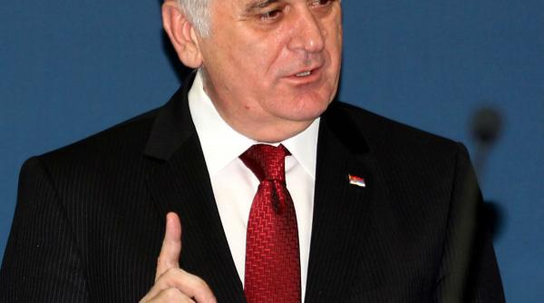 serbia este aproape de insolventa si asteapta un imprumut de urgenta de 1 miliard de dolari de la emiratele arabe unite