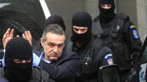 gigi becali cere sa iasa din inchisoare cinci zile ce motiv invoca finantatorul stelei