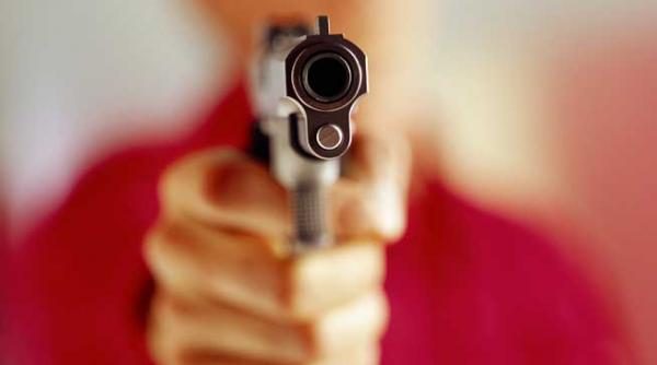 mafiotii israelieni erau in atentia sri oameni de afaceri potenti financiar terorizati de mercenari