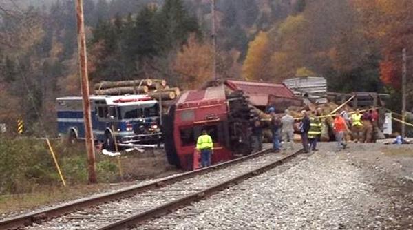 tragedie in sua un mort i 60 de rani i dupa ce un tren s a ciocnit cu un camion in estul statului west virginia