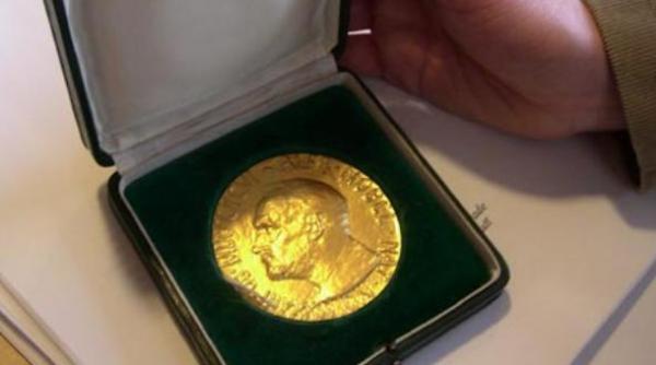 premiul nobel pentru economie atribuit americanilor eugene fama lars peters hanson i robert shiller