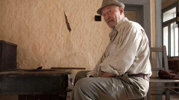 victor rebengiuc intr un film delicat si tandru la 18 octombrie cainele japonez intra in cinematografe