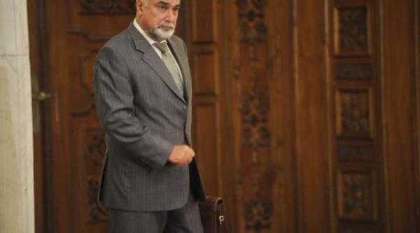 vosganian pe blog stiti cine a ocupat biroul meu de ministru the winner is remus vulpescu