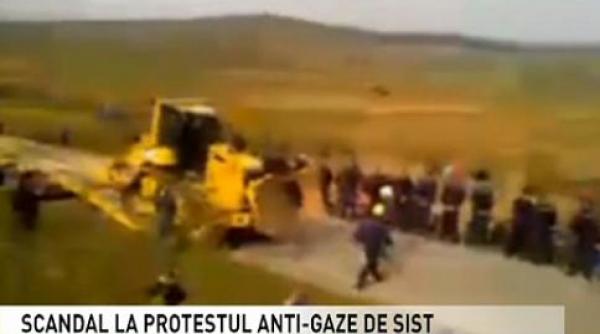 protest la pungesti unde chevron urmeaza sa amplaseze prima sonda de explorare a gazelor de sist