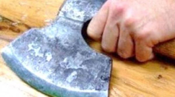 avocata din bucuresti internata in stare grava dupa ce a fost lovita in cap cu un topor