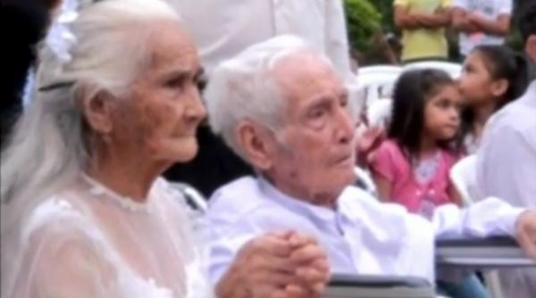 au trait 40 de ani in concubinaj si alti 40 in afara voii domnului la 103 si 99 de ani s au casatorit religios la insistenta copiilor