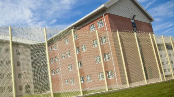 inchisoare privata anglia droguri securitate