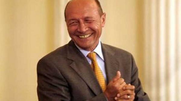 basescu merge la consiliul european ar fi fost pacat sa trimitem acolo un incepator