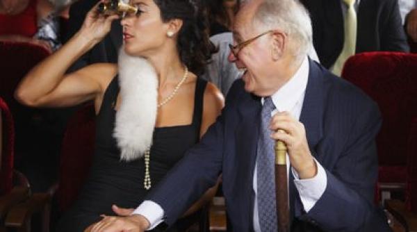 doua romance sunt acuzate ca au escrocat un italian cu probleme psihice de 500 000 de euro