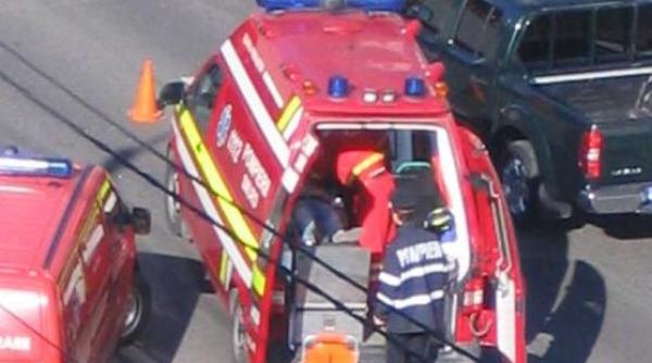 doi pacienti au murit sase au fost raniti la pitesti dupa ce ambulanta in care se aflau s a rasturnat
