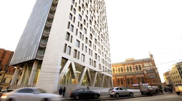 arhiepiscopia romano catolica bucuresti situatia cladirii cathedral plaza nu poate fi rezolvata amiabil