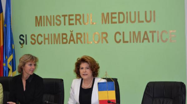 rovana plumb a primit vizita comisarului european pentru combaterea schimbarilor climaterice connie hedegaard