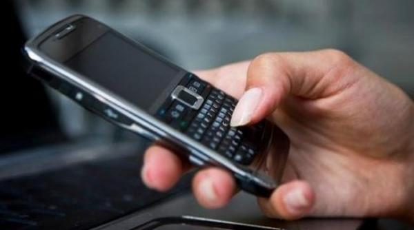 sms urile fiului procuroarei nicolae nu am bani nici de mancare si tigari va roaga mama sa ma ajutati si pe mine