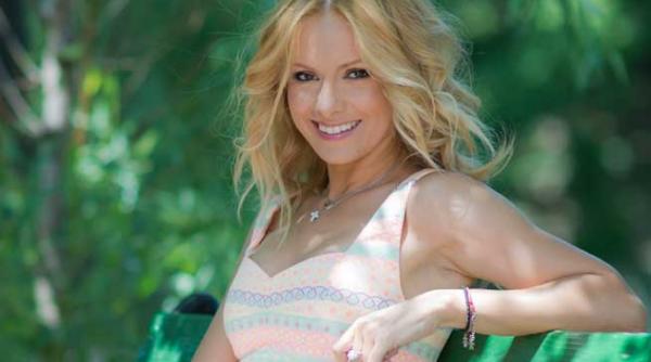 astazi e ziua ta simona gherghe