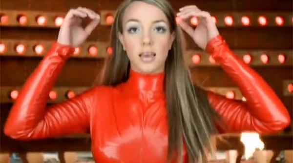 fanii nu se mai duc la spectacole live care nu sunt live asculta adevarata voce a vedetelor video