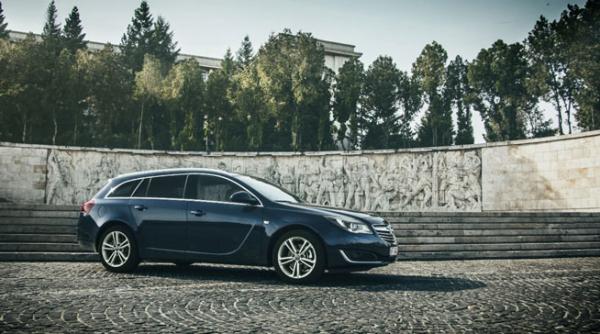 opel insignia vorbeste romaneste
