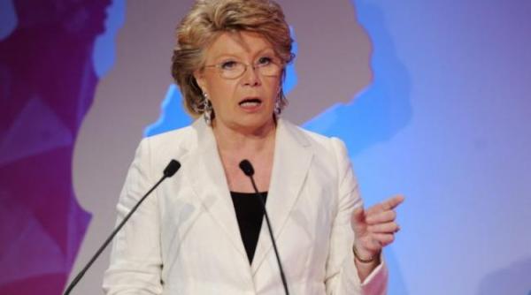 reding vrea serviciu european de informatii contrapondere la nsa