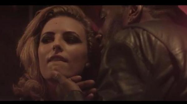 videoclip realizat de doi romani ca tigator la youtube music awards 2013