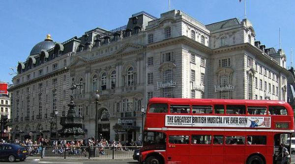 britanicii se lamenteaza degeaba imigrantii sunt mai pregatiti si muncesc mai mult decat localnicii