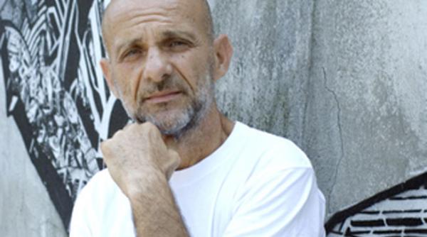 radu aldulescu a primit premiul augustin fratila