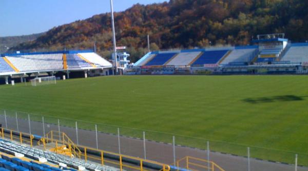 primaria bistrita intentioneaza sa cumpere stadionul jean padureanu in rate pe 15 ani