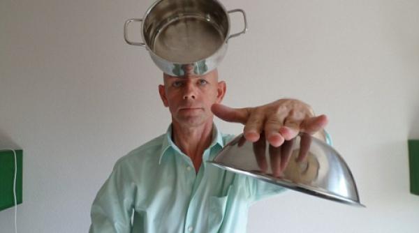 descopera uimitoarele calitati ale omului magnet video