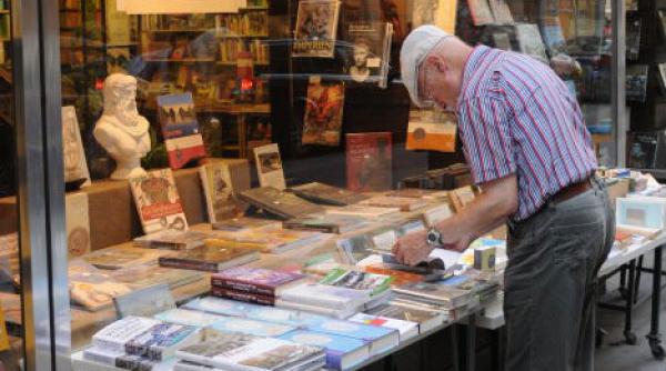 romanii cred in efectele pozitive ale tiin ei dar nu sunt foarte interesa i de ultimele nouta i in domeniu