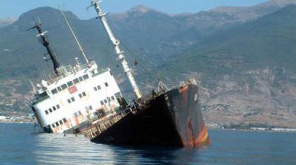 cel pu in 12 mor i intr un naufragiu in grecia