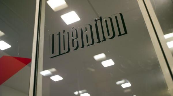 atac armat in sediul ziarului francez liberation asistentul unui fotograf a fost impuscat si este in stare grava