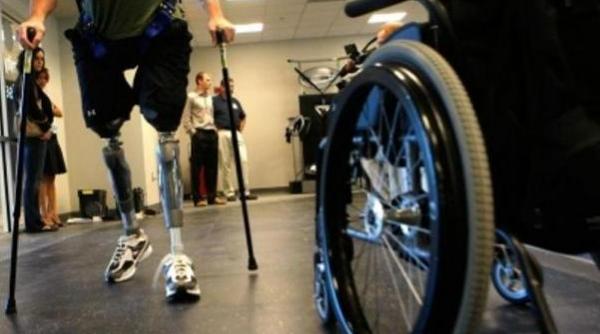 amenda pentru doua banci care au refuzat credite unor persoane cu dizabilitati