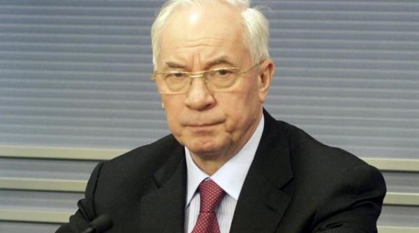 opozitia din ucraina strange semnaturi pentru demiterea guvernului dupa suspendarea acordului de asociere cu ue