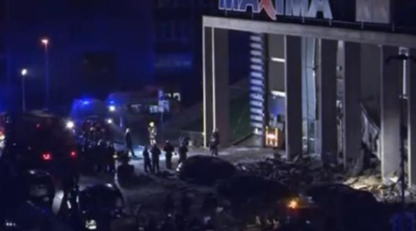 tragedie in letonia cel pu in 18 oameni au murit dupa ce acoperi ul unui supermarket din riga s a prabu it